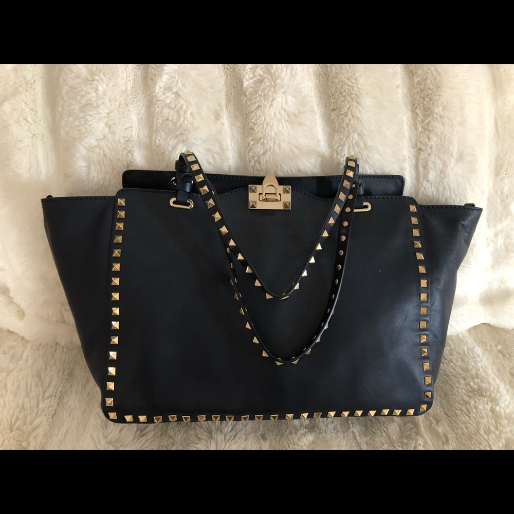 navy valentino rockstud